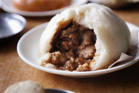  Taiyuaner Buns:  Eine Explosion von würzigem Fleisch und zarter Teigkonsistenz - Ein Muss für jeden chinesischen Feinschmecker?